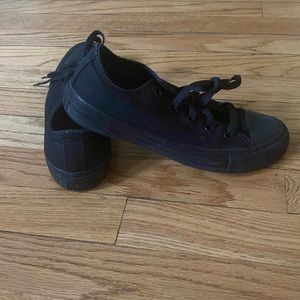 All black womens low top converse